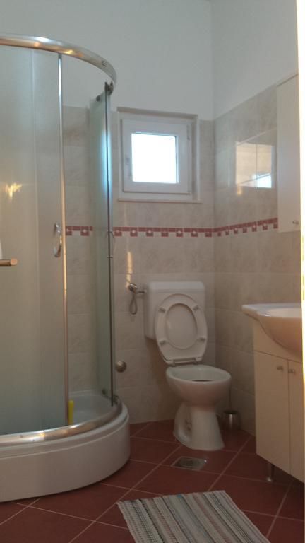 Apartment Sevid Bilik gambar
